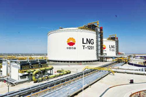 國自主設計建造的最大LNG儲罐成功升頂